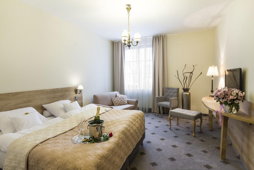 Hotel Notabene Свидник Номер фото